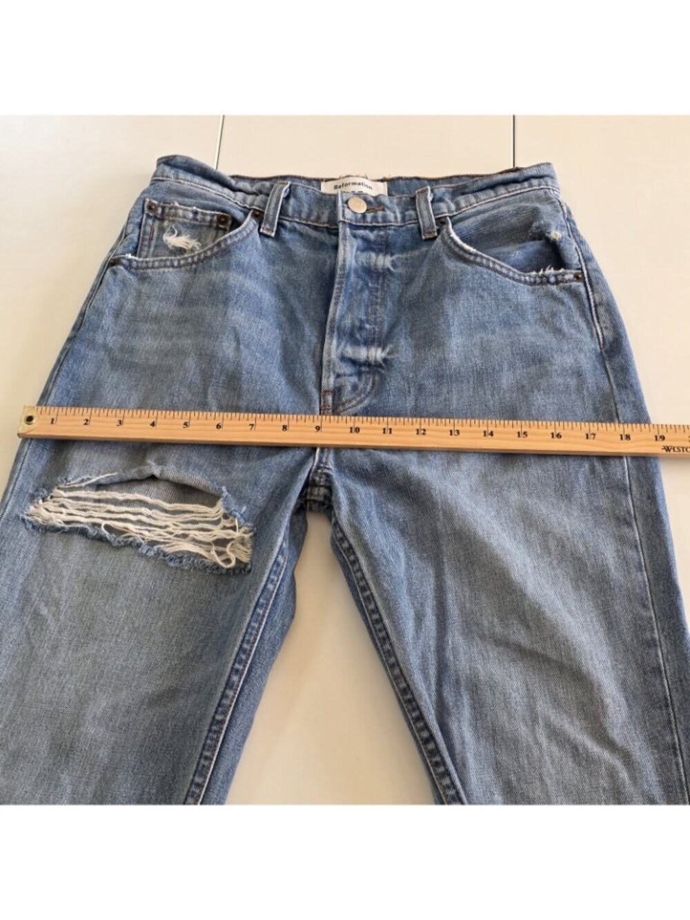 Reformation Cynthia High Relaxed Distressed Jeans 27 Blue Oahu Wash Cotton Edgy - Picture 8 of 16